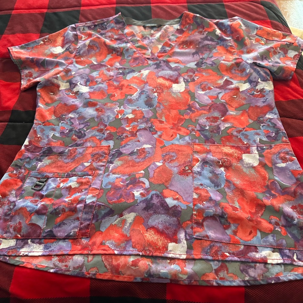 Women's Carhartt Scrub Top